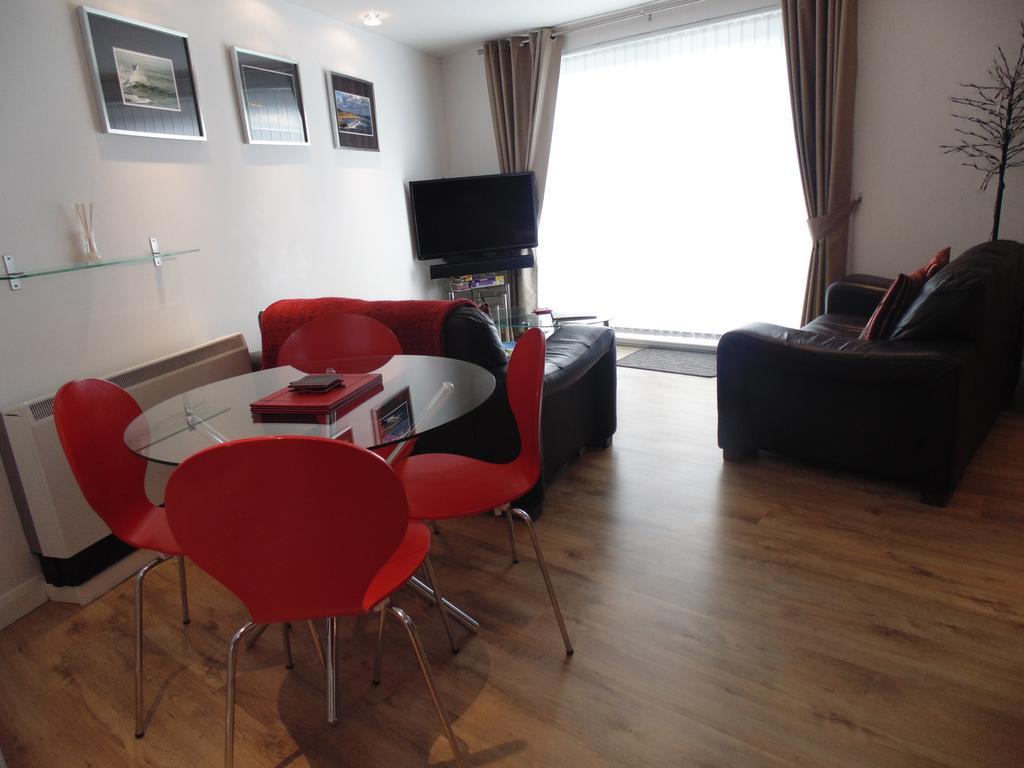 Apartamento Awel Y Mor Llanelli Exterior foto